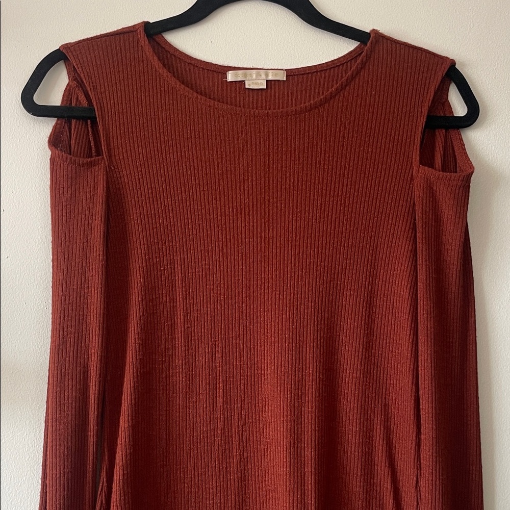Cooper & Ella|Women's Rust Cold Shoulder Top|Small|EUC - Picture 2 of 6